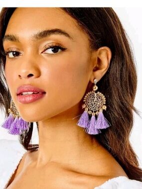 Lilly Pulitzer Sea Dreamer
Earrings In Lillys Lilac Tassel.